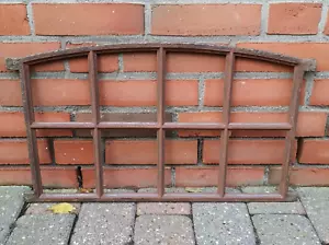 altes antikes Gusseisen Fenster mit Segmentbogen / Stallfenster - montagefertig - Bild 1 von 4