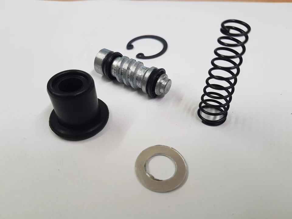 Kit de reparo de cilindro mestre traseiro para Honda NX 650 Dominator 1997 - Imagem 1 de 1