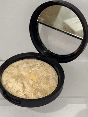 Laura Geller Balance And Brighten Foundation Fair 9g Colour Correcting New - Image 1 of 4