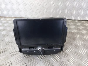AUTORADIO ECRAN GPS - OPEL CROSSLAND X PHASE I (1) - Référence : 9826037580 - Picture 1 of 4