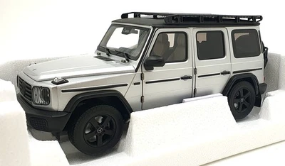 Mercedes-Benz Clase G Profesional Norev Escala 1/18 Diecast 183030 - 2024 Foto 1 de 4