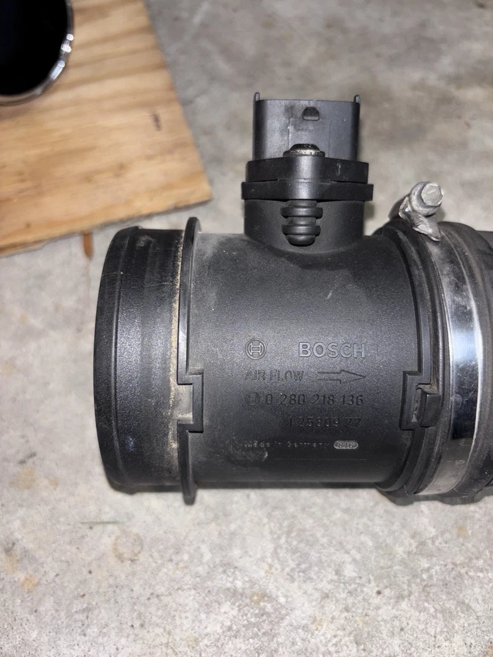 Sensor MAF Saab 9‐3 2.8T V6 OEM 93185455 - OEM, probado Foto 1 de 4