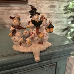 Keramik Urlaub Weihnachten Schneemann Familie Strumpf Halter Schnee Weihnachtslieder - Bild 1 von 10