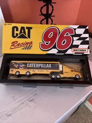 Transportador White Rose Collectibles Cat Racing #97 1997 Foto 1 de 4