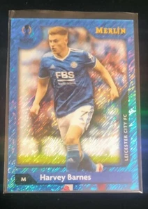 2022 Topps Merlin Harvey Barnes Blue Shimmer Refractor #121 13/75 Leicester  - Bild 1 von 6
