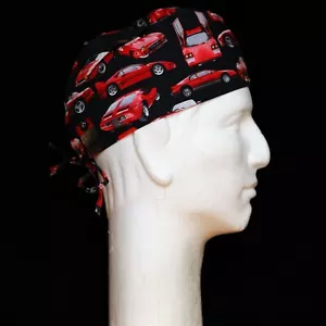 Cappello scrub rosso a tema convertibile - Foto 1 di 1