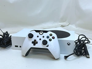 Microsoft Xbox Series S 512GB Video Game Console With Controller and Cords - Picture 1 of 12