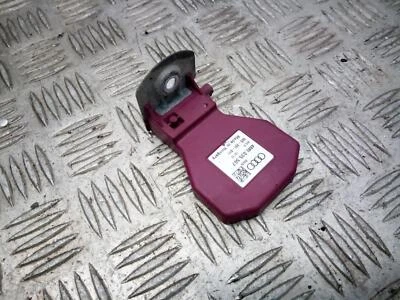 Audi Q5 17-24 Rear Telephone Arial Antenna  4M0035507  447715 - Изображение 1 из 3