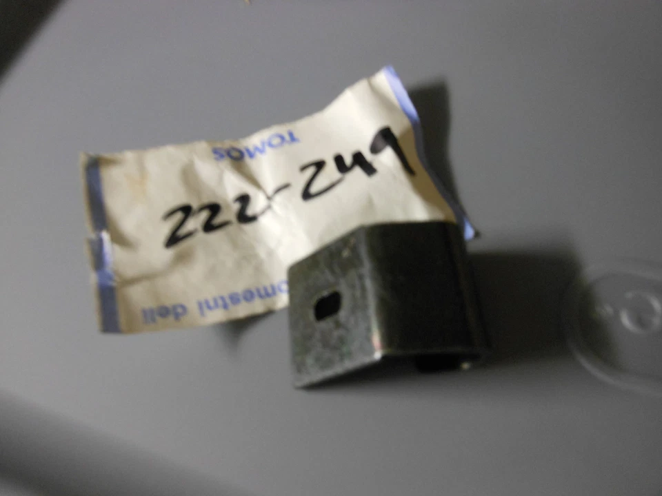 Nuevo ciclomotor Tomos A35 A50 plata bala bisagra derecha 222.249 Foto 1 de 1