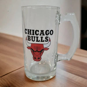 NBA Chicago Bulls Heavyweight Glass Beer Stein 12 Oz. Mug Team Logo - Picture 1 of 5