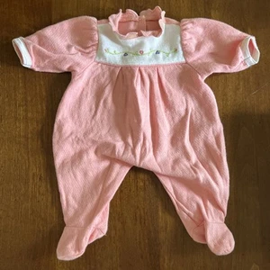 American Girl BITTY BABY rosa pezzo unico traversina ricamata - Foto 1 di 5