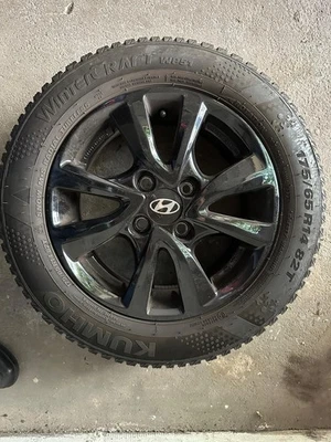 4 x Winterkompletträder175/65.214,827-8mm für Hyundai i10BITTE LESEN! - Bild 1 von 2