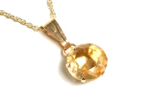 9ct Gold Citrine Pendant and chain Gift Boxed Necklace Made in UK - Picture 1 of 5