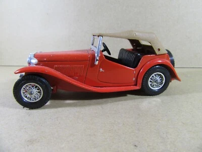 18V Vintage 1977 Matchbox Y-8 England MG TC 1945 Rosso Modello Of Yesteryear - Immagine 1 di 4