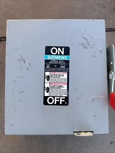Siemens GF321N, 30 Amp, 240 Volt, 3P3W, Fusible, NEMA 1, Disconnect- NEW-S - Picture 1 of 21