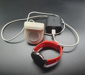 Google Pixel Watch - Picture 1 of 8