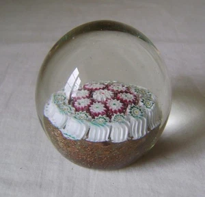 Vintage Murano Glas Briefbeschwerer mit Millefiori und Aventurin Design - Bild 1 von 5