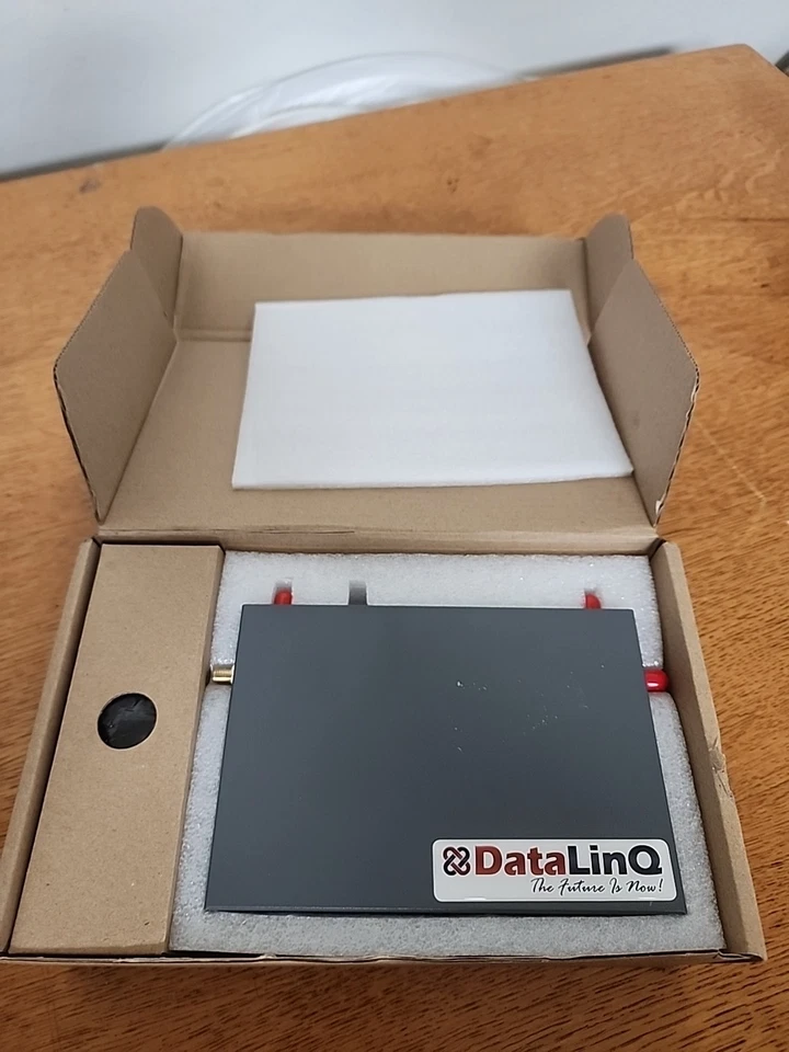 DataLinQ 6500 CAT-5 Port Gigabit LTE Router is a fully managed industrial 4G rou - Image 1 of 3
