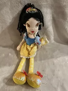 Disney Schneewittchen & die sieben Zwerge SCHNEEWEISS 14" Plüschpuppe - Bild 1 von 5