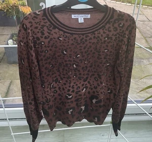 Next Ladies Brown Animal Print Jumper Size XS - Picture 1 of 4
