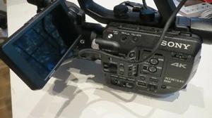 Appareil photo Sony PXW-FS5 XDCAM 4K Super 35 avec revendeur RAW Uodate TOP - Photo 1/8