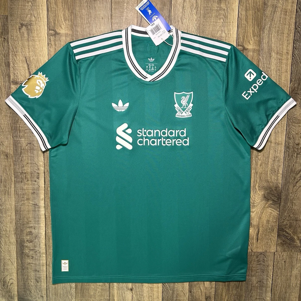 Preços baixos em Adidas Liverpool Futebol Clube Internacional