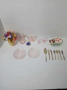 2015 American Girl Doll Kit Glassware & Linens Birthday Party Set Cake Rolls CL3 - Picture 1 of 16