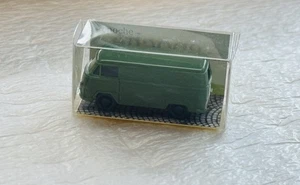 Epoche 1:120 Kastenwagen Grün - Bild 1 von 2