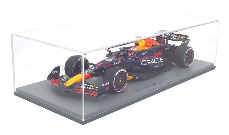 Spark - 1:18 Oracle Red Bull Racing RB20 #1 Max Verstappen Winner Bahrain GP ... - Image 1 of 1