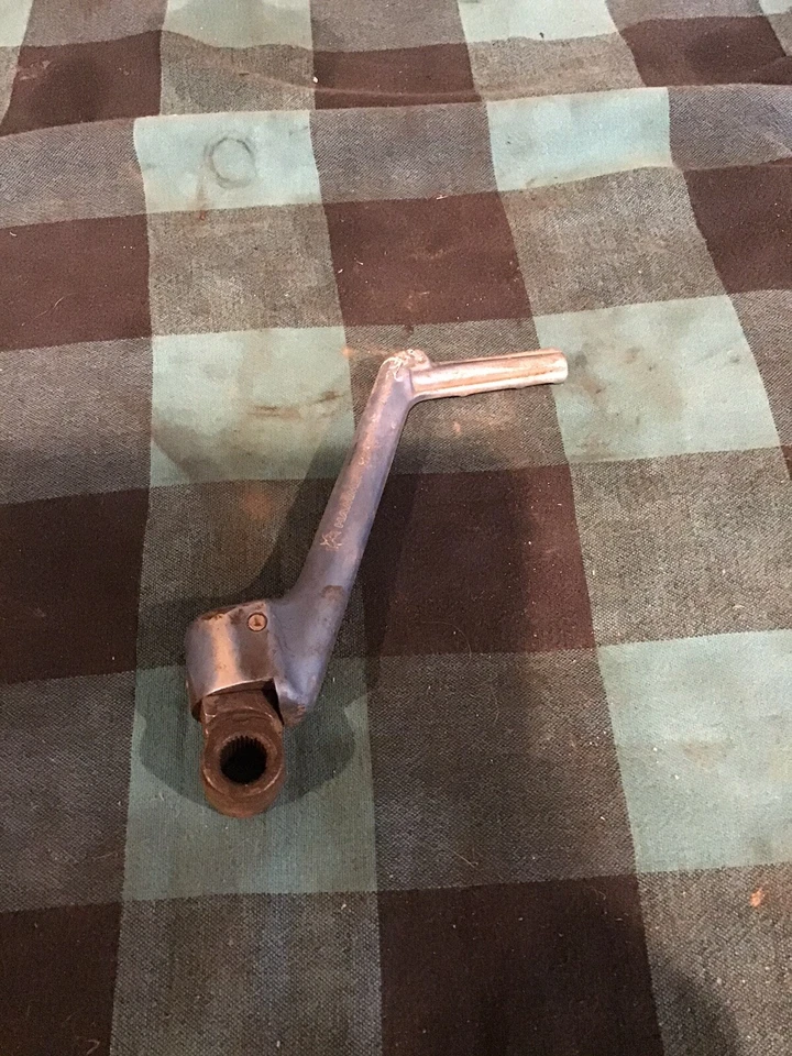 2001 Yamaha YZ125 Kickstarter Kickstart Lever KICK CRANK ASSY 4DB-15620-10-00 - Image 1 of 2