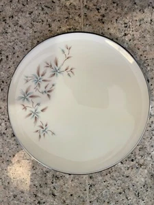 Lenox Wyndcrest (A-500) 10 Inch Dinner Plate MINT CONDITION - Picture 1 of 2