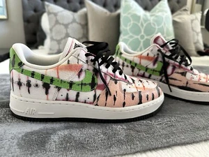 Rare NIKE Women’s AIR FORCE 1 Platform Sneakers Tennis Shoes 8 8.5 WORN ONCE - Picture 1 of 7