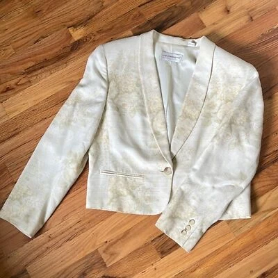 Vintage 80’s Liz Claiborne Petite Cream Floral Blazer - Image 1 of 4