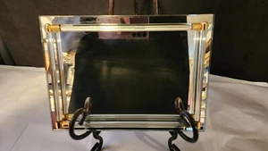 Vassoio in vetro specchio Art Déco barre ferroviarie 11X8"" vintage comò profumi glam eclettico 👀 - Foto 1 di 11
