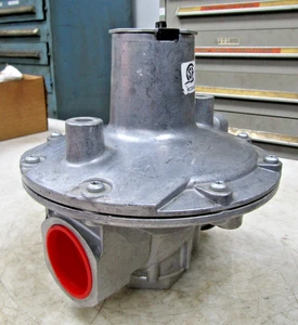 💥NEW HONEYWELL ELSTER JEAVONS J48 GAS PRESSURE REGULATOR 1-1/2" NPT 5 PSI - Picture 1 of 9