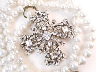 Ltd Ed Signed Joan Rivers Cross Pin/Pendant Sim. Pearl Necklace 34" Long - Image 1 of 4