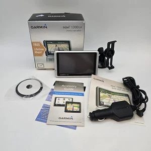 Garmin Nuvi 1300 LM GPS Lifetime Maps Navigation TESTED Free Shipping - Picture 1 of 8