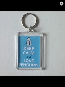 KEEP CALM AND LOVE PENGUINS Keyring - Xmas Gift Idea - Picture 1 of 2