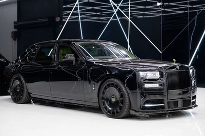 Rolls-Royce Phantom Mansory 2023 Foto 1 de 4