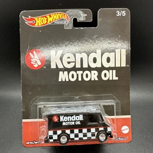 Hot Wheels Pop Culture 1/64 Combat Medic Kendall Motor Oil Metal Diecast Car Toy - Imagen 1 de 11