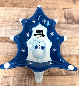 Piatto Pupazzo di Neve in Ceramica Dipinto a Mano Decorazione Invernale Blu Bianco Forma Albero - Foto 1 di 6