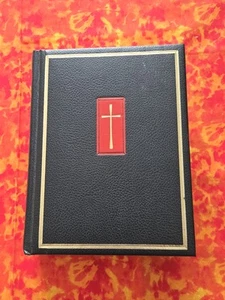 Holly Bible - Bild 1 von 12