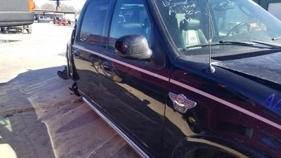 03 FORD F150 HARLEY DAVIDSON DOOR FRONT RIGHT PASSENGER BLACK CREW CAB - Image 1 of 4