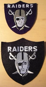 SET 2 TOPPE OAKLAND RAIDERS NUOVE SPEDIZIONE GRATUITA - Foto 1 di 1