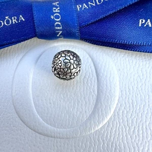 Authentic Pandora Silver Lazy Daisy Daisies Flower Clip Charm #791013 - Picture 1 of 4