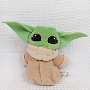 Juguete de peluche Star Wars Mandalorian The Child Bounty Hideaway marioneta de mano - Imagen 1 de 4