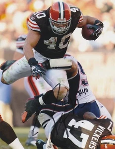 PEYTON HILLIS CLEVELAND BROWNS ACTION SIGNED 8x10 - Picture 1 of 1