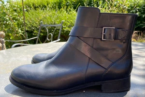 Clarks Ladies black ankle boots with zip. UK 7. Worn once. - Picture 1 of 5