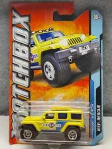 MATCHBOX 2011 MBX Beach #8/10 Yellow JEEP RESCUE VEHICLE Coll #18/120 - Picture 1 of 10
