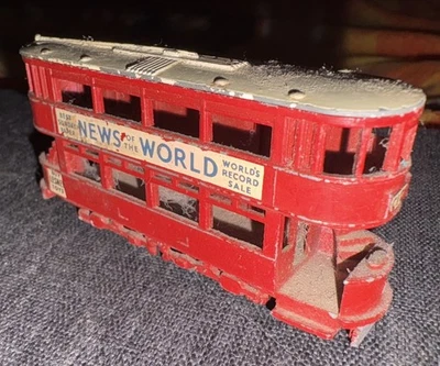 Tranvía Lesney Matchbox Transporte Londres Y-3 Noticias del Mundo Trolley Juguete de Colección Foto 1 de 3